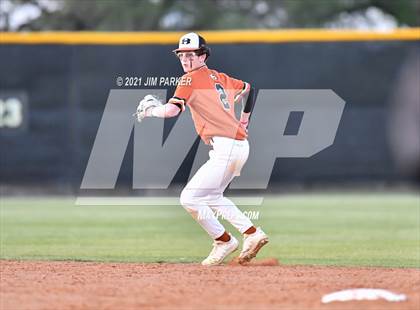 Thumbnail 1 in Hutto @ Vandegrift photogallery.