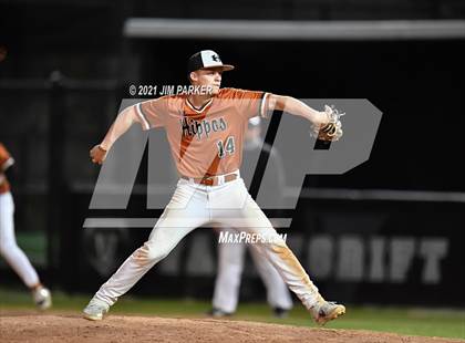 Thumbnail 1 in Hutto @ Vandegrift photogallery.