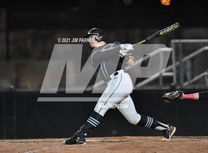 Thumbnail 1 in Hutto @ Vandegrift photogallery.