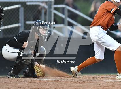 Thumbnail 1 in Hutto @ Vandegrift photogallery.