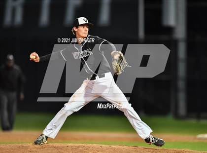 Thumbnail 2 in Hutto @ Vandegrift photogallery.