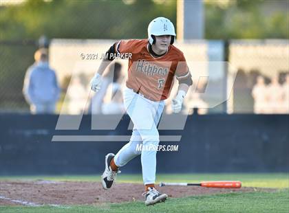 Thumbnail 2 in Hutto @ Vandegrift photogallery.