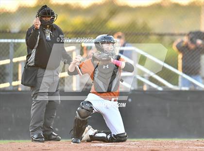 Thumbnail 1 in Hutto @ Vandegrift photogallery.