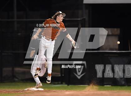 Thumbnail 2 in Hutto @ Vandegrift photogallery.
