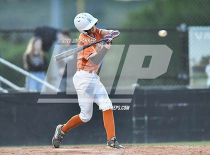 Thumbnail 2 in Hutto @ Vandegrift photogallery.