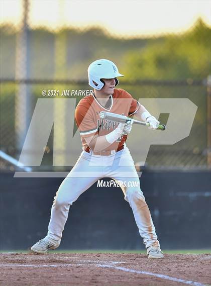 Thumbnail 3 in Hutto @ Vandegrift photogallery.