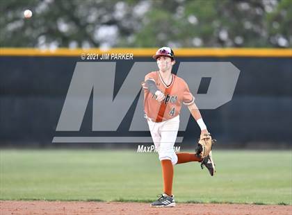 Thumbnail 1 in Hutto @ Vandegrift photogallery.