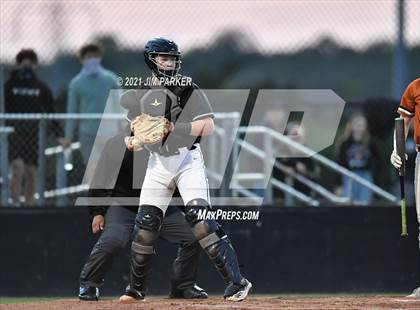 Thumbnail 1 in Hutto @ Vandegrift photogallery.