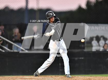 Thumbnail 1 in Hutto @ Vandegrift photogallery.