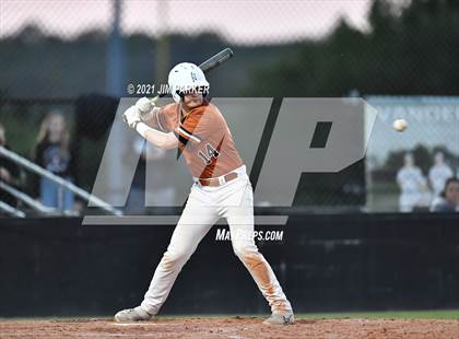 Thumbnail 2 in Hutto @ Vandegrift photogallery.