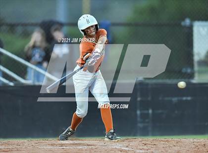 Thumbnail 1 in Hutto @ Vandegrift photogallery.