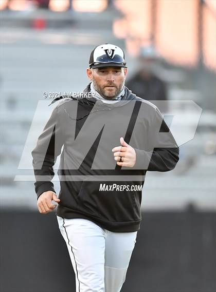 Thumbnail 2 in Hutto @ Vandegrift photogallery.
