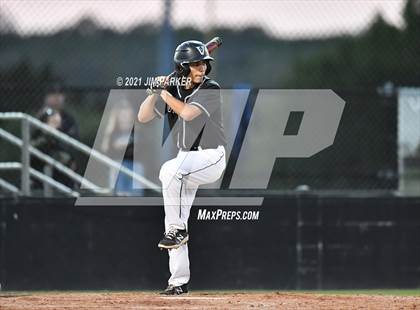 Thumbnail 1 in Hutto @ Vandegrift photogallery.