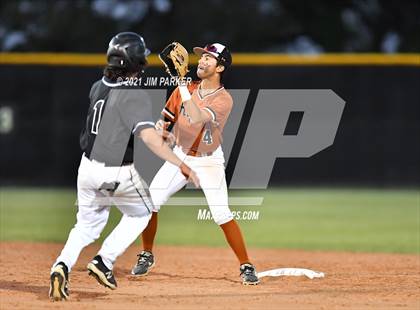 Thumbnail 1 in Hutto @ Vandegrift photogallery.