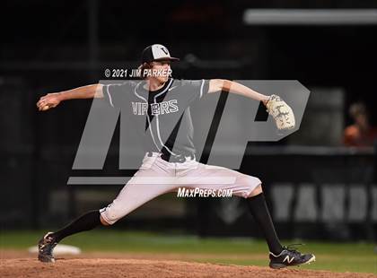 Thumbnail 2 in Hutto @ Vandegrift photogallery.