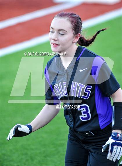 Thumbnail 2 in Independence @ Wylie East photogallery.
