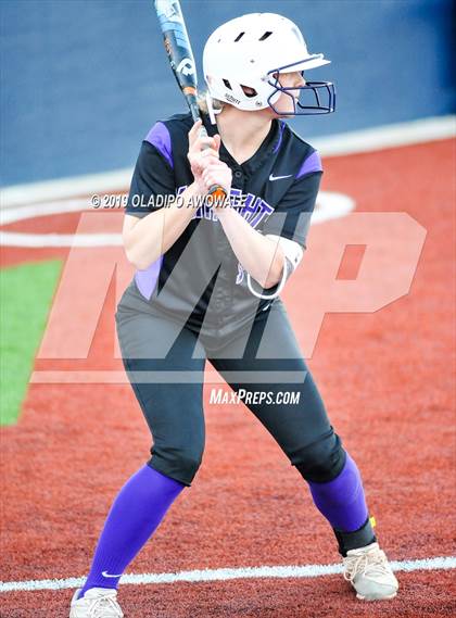 Thumbnail 1 in Independence @ Wylie East photogallery.