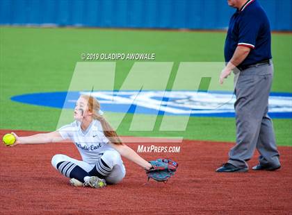 Thumbnail 2 in Independence @ Wylie East photogallery.