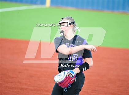 Thumbnail 1 in Independence @ Wylie East photogallery.