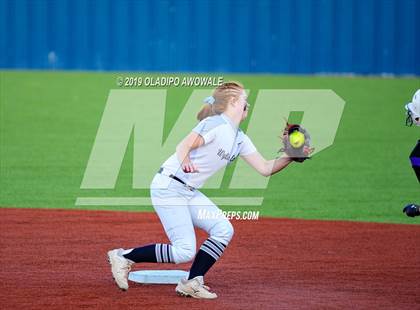 Thumbnail 1 in Independence @ Wylie East photogallery.