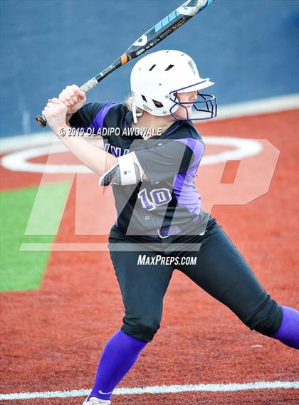 Thumbnail 3 in Independence @ Wylie East photogallery.