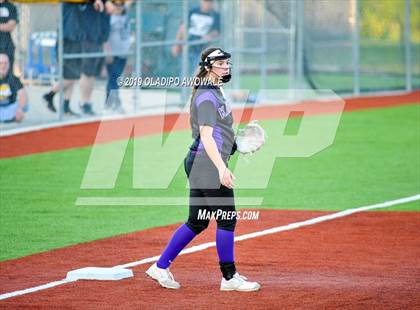 Thumbnail 1 in Independence @ Wylie East photogallery.