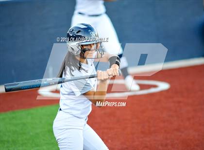 Thumbnail 3 in Independence @ Wylie East photogallery.