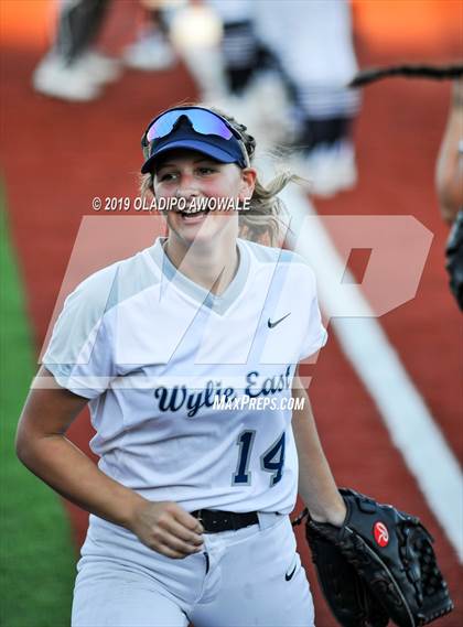 Thumbnail 1 in Independence @ Wylie East photogallery.