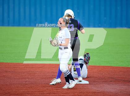 Thumbnail 1 in Independence @ Wylie East photogallery.