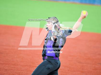 Thumbnail 3 in Independence @ Wylie East photogallery.
