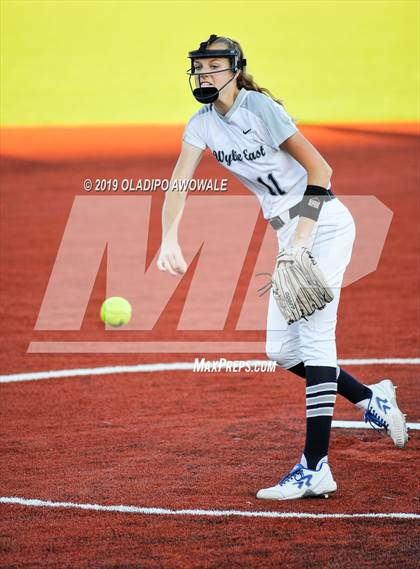 Thumbnail 1 in Independence @ Wylie East photogallery.