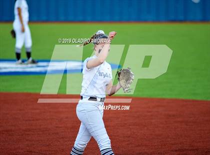 Thumbnail 3 in Independence @ Wylie East photogallery.