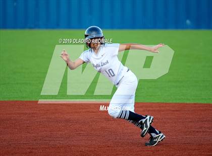 Thumbnail 3 in Independence @ Wylie East photogallery.
