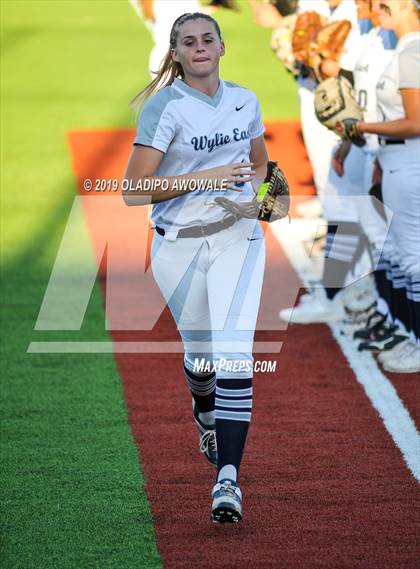 Thumbnail 3 in Independence @ Wylie East photogallery.