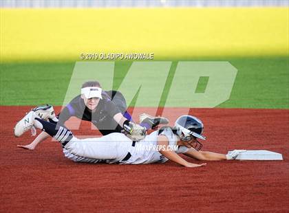 Thumbnail 1 in Independence @ Wylie East photogallery.