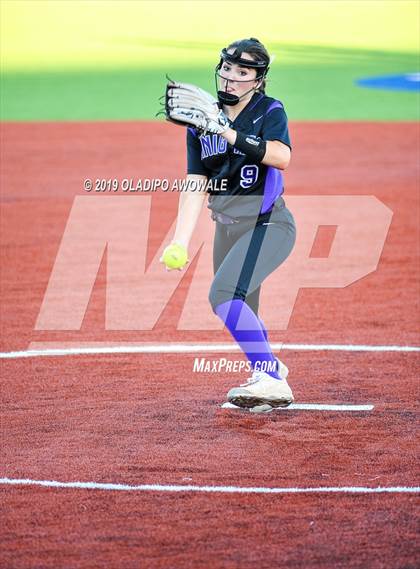 Thumbnail 2 in Independence @ Wylie East photogallery.