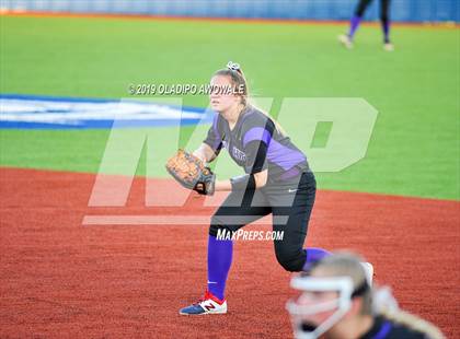 Thumbnail 3 in Independence @ Wylie East photogallery.