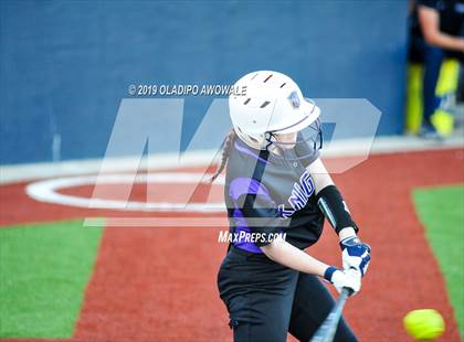 Thumbnail 2 in Independence @ Wylie East photogallery.