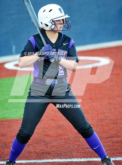 Thumbnail 3 in Independence @ Wylie East photogallery.