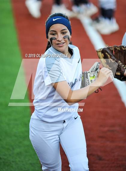 Thumbnail 3 in Independence @ Wylie East photogallery.