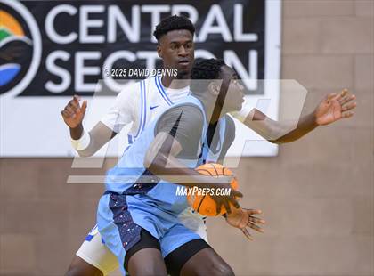 Thumbnail 3 in Destiny Christian Academy @ Bakersfield Christian (Meet in the Middle Classic) photogallery.