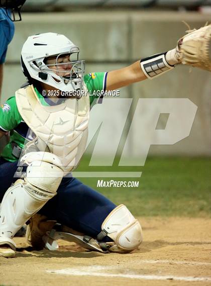 Thumbnail 2 in V.R. Eaton vs Keller Central photogallery.