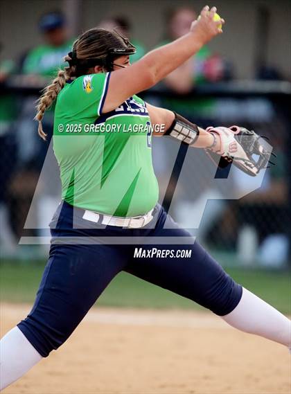 Thumbnail 2 in V.R. Eaton vs Keller Central photogallery.