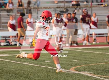 Thumbnail 3 in Chico vs. Whitney  photogallery.