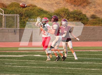 Thumbnail 2 in Chico vs. Whitney  photogallery.