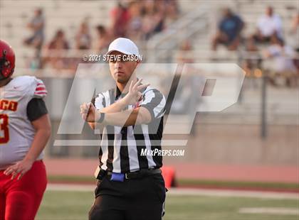 Thumbnail 1 in Chico vs. Whitney  photogallery.