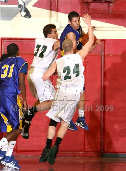Thumbnail 3 in Bonita vs. Bishop Amat (Covina Christmas Classic) photogallery.