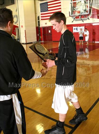 Thumbnail 2 in Bonita vs. Bishop Amat (Covina Christmas Classic) photogallery.
