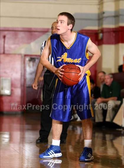 Thumbnail 1 in Bonita vs. Bishop Amat (Covina Christmas Classic) photogallery.