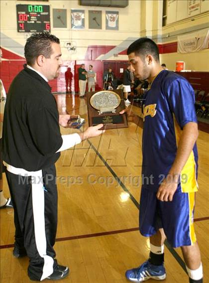 Thumbnail 1 in Bonita vs. Bishop Amat (Covina Christmas Classic) photogallery.